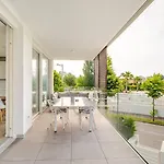 Apartment Luma With Pool